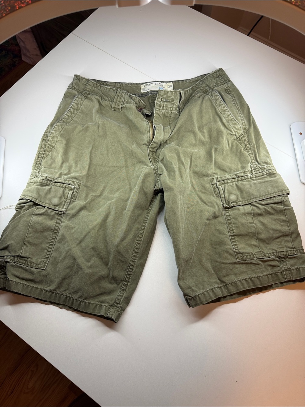 Lucky Brand Men's Olive Green Cargo Shorts